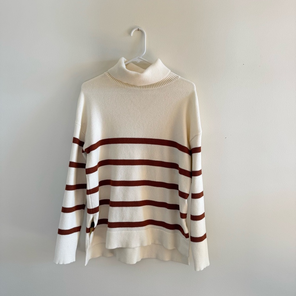 Comfy cozy Cream and Brown Striped Turtleneck / Cowl neck Sweater